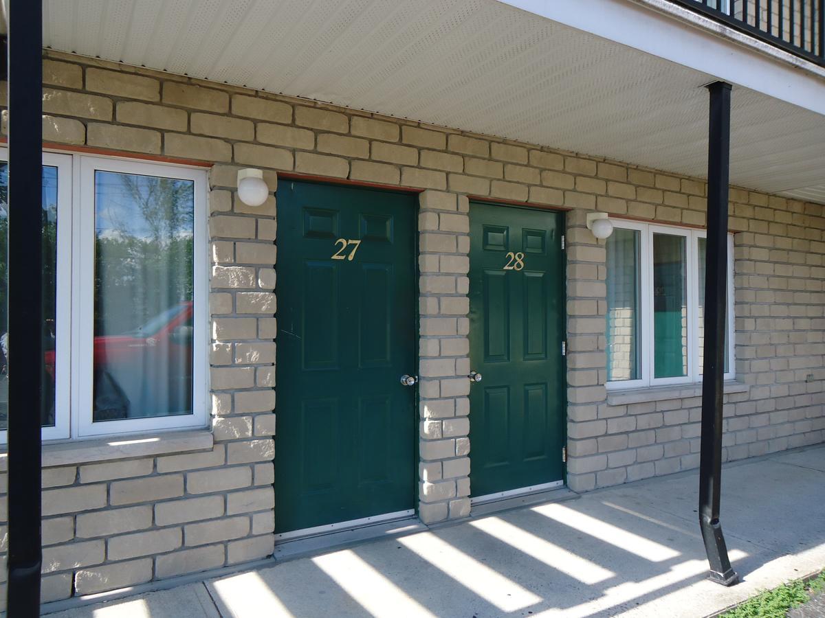 Motel Chateauguay Hull Exterior foto